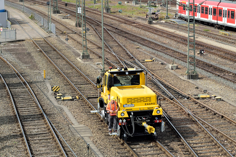 Zweiwegefahrzeug bei km 16,0 (April 2020)