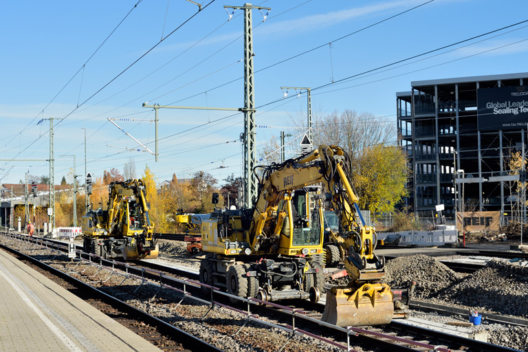 Zweiwegebagger bei km 15,6 (November 2020)