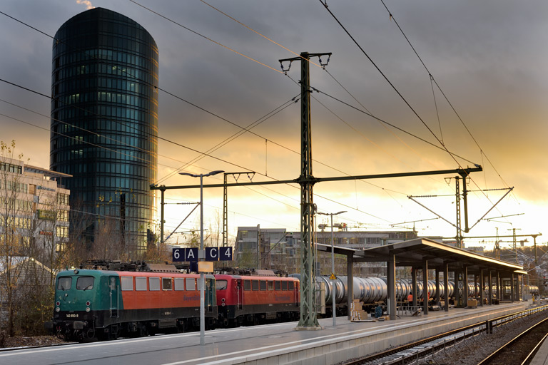 140 850 und 140 856 bei km 15,6 (November 2021)