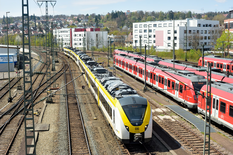 1440 680 als Lt 70685 bei km 16,0 (April 2021)