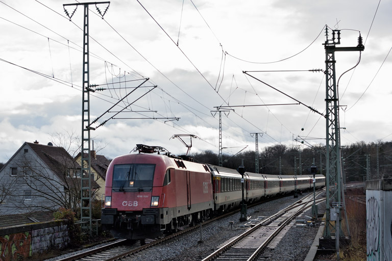 &Ouml;BB 1016 031 mit IC 282 bei km 16,8 (Dezember 2021)