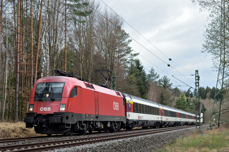 &Ouml;BB 1116 145 mit IC 186 bei km 21,2 (April 2021)