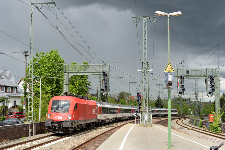 &Ouml;BB 1116 258 mit IC 187 bei km 16,6 (Mai 2021)