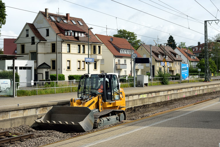 Gleis- und Weichenerneuerung bei km 15,6 (Juni 2022)