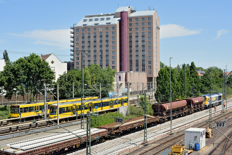 Gleis- und Weichenerneuerung bei km 15,8 (Juni 2022)