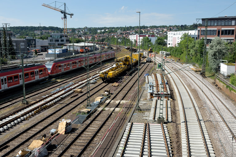 Gleis- und Weichenerneuerung bei km 16,0 (Juni 2022)