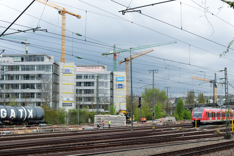 Gleis- und Weichenerneuerung bei km 15,8 (April 2022)