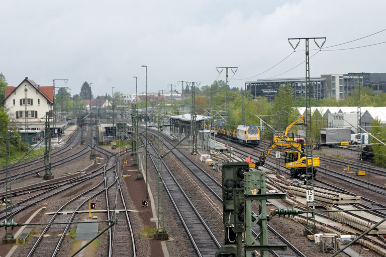Gleis- und Weichenerneuerung bei km 15,8 (April 2022)