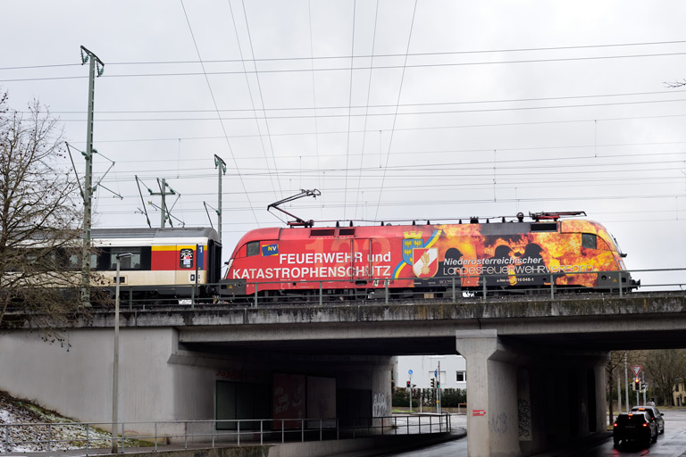 &Ouml;BB 1016 048 mit IC 282 bei km 16,4 (Januar 2022)