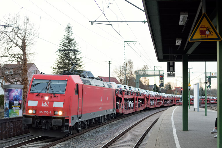185 255 mit EZ 52094 bei km 16,8 (M&auml;rz 2023)