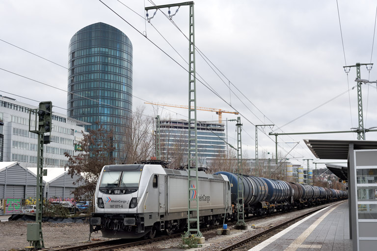 187 071 bei km 15,6 (Dezember 2023)