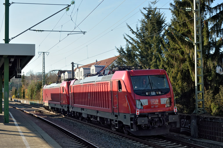 187 168 und 187 187 bei km 16,8 (M&auml;rz 2023)
