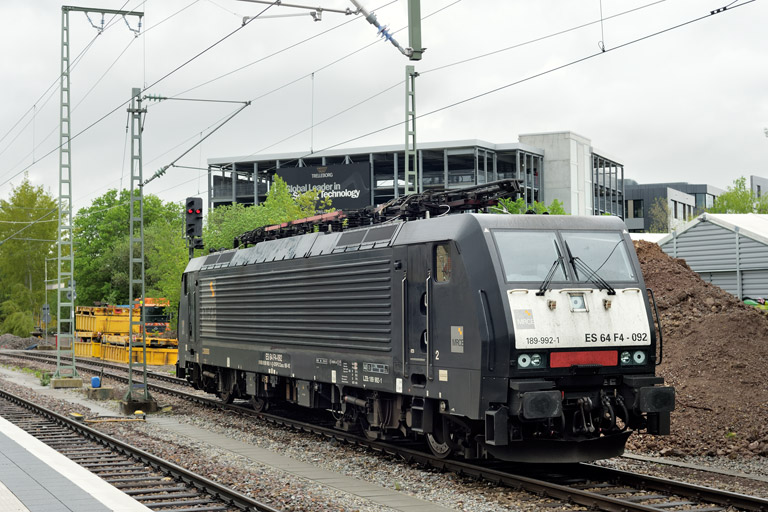 ES 64 F4-092 bei km 15,6 (Mai 2023)