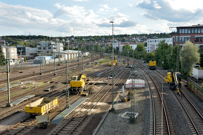 Zweiwegebagger bei km 15,8 (August 2023)