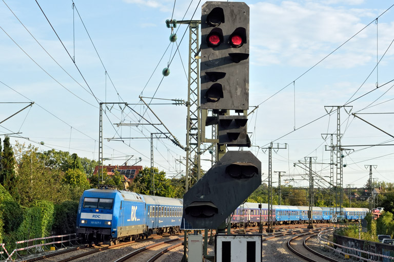 101 027 mit AZ 1791 bei km 16,6 (August 2024)
