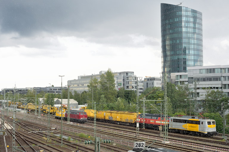 140 797 und 225 079 bei km 15,8 (Juli 2024)