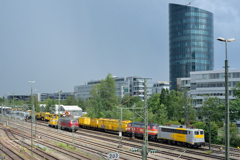 140 797 und 225 079 bei km 15,8 (Juli 2024)