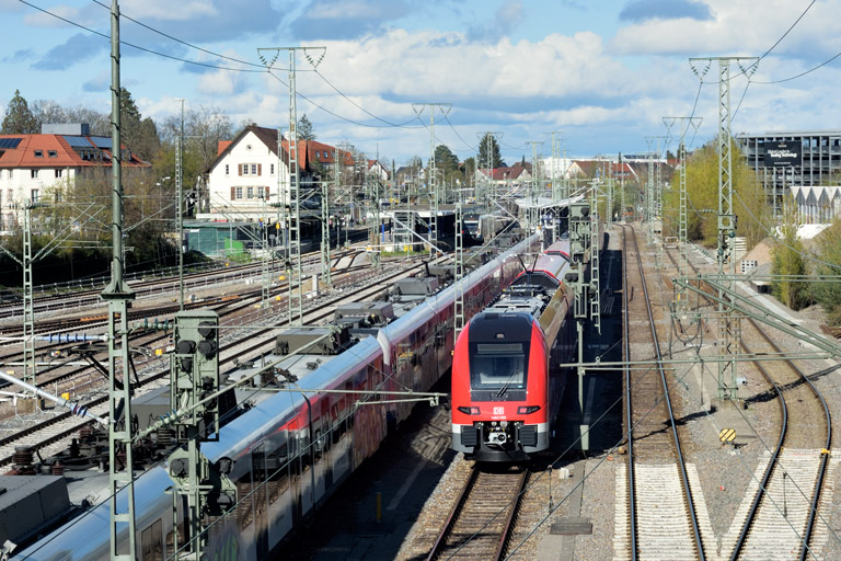 1462 050 und 1462 049 bei km 15,8 (April 2024)