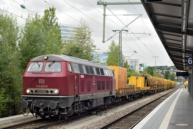 215 025 bei km 15,6 (September 2024)