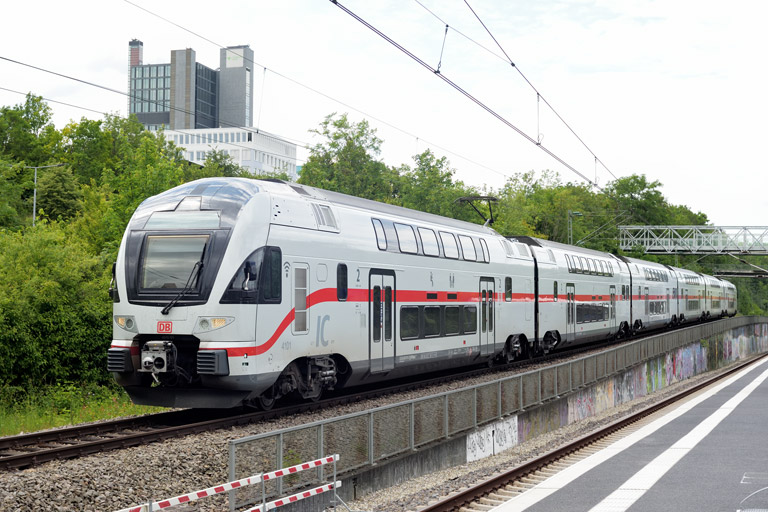 4010 101 als IC 489 bei km 14,2 (Juni 2024)