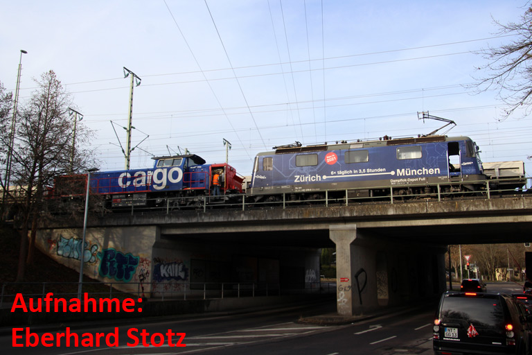 421 379 und Am 843 094 bei km 16,4 (Januar 2024)