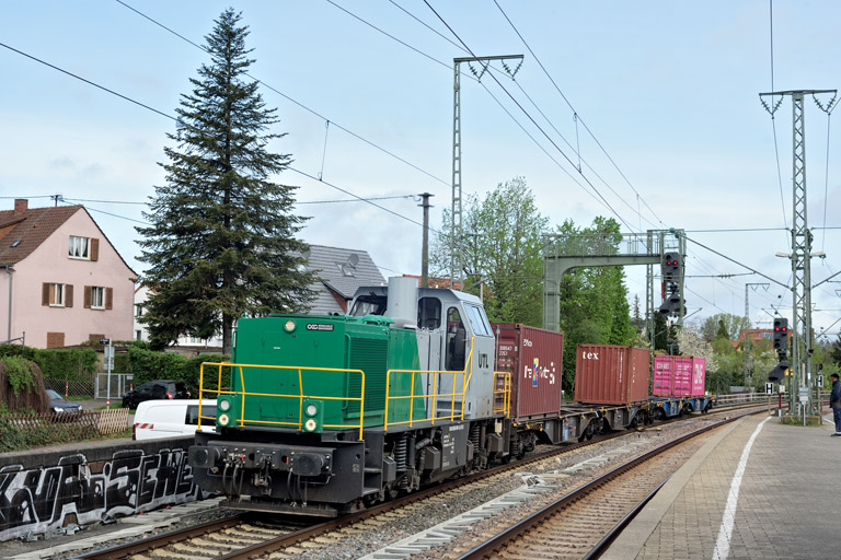 580 009 mit DGN 95562 bei km 16,8 (April 2024)