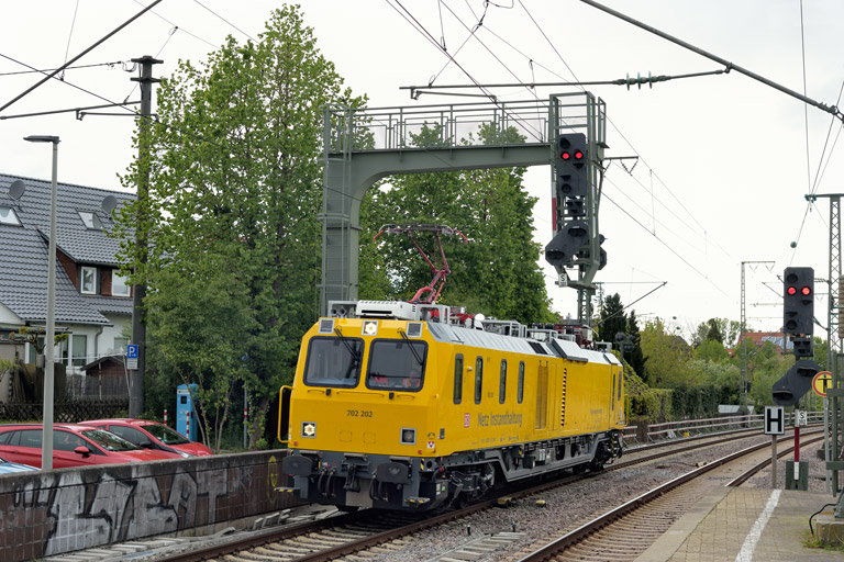 702 202 als Mess 92440 bei km 16,6 (April 2024)