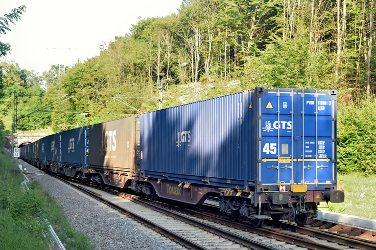 ES 64 F4-099 mit DGS 48510 bei km 18,2 (August 2024)