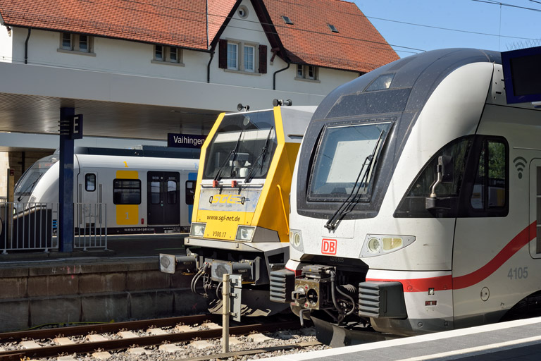 SGL V500.17 und 4010 105 bei km 15,6 (Juli 2024)