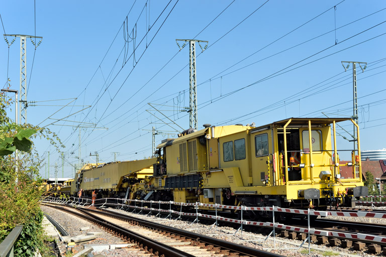 Gleisumbauzug bei km 17,0 (September 2024)