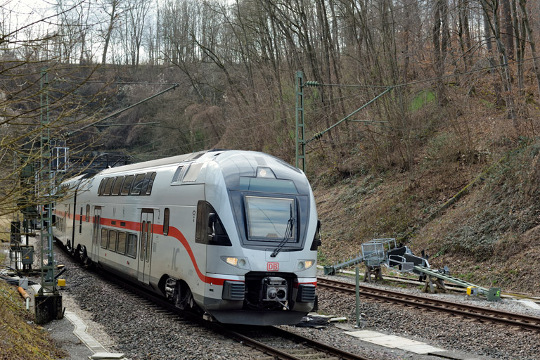 4010 101 als IC 188 bei km 17,6 (M&auml;rz 2025)