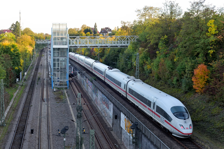 403 019 als IC 2881 bei km 14,0 (Oktober 2025)