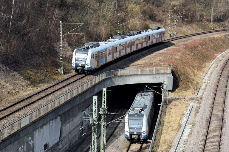 423 867 bei km 13,8 (M&auml;rz 2025)