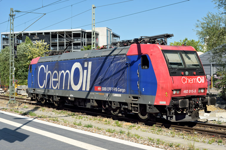 482 015 bei km 15,6 (Juni 2025)