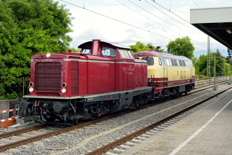 V100 1019 und 218 105 bei km 16,8 (August 2025)