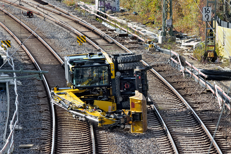 Zweiwegefahrzeug bei km 16,0 (November 2025)