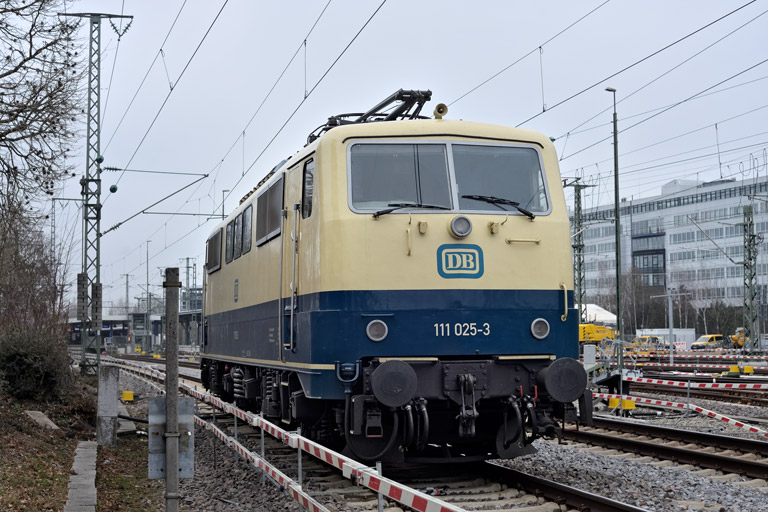 111 025 bei km 15,8 (Januar 2026)