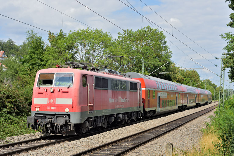 111 189 mit RE 39941 bei km 12,8 (Juli 2026)