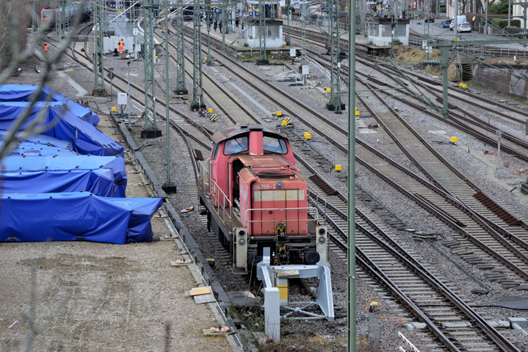 294 756 bei km 15,4 (Februar 2026)