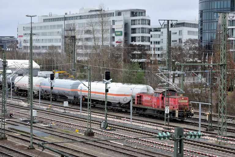 294 825 bei km 15,8 (Februar 2026)