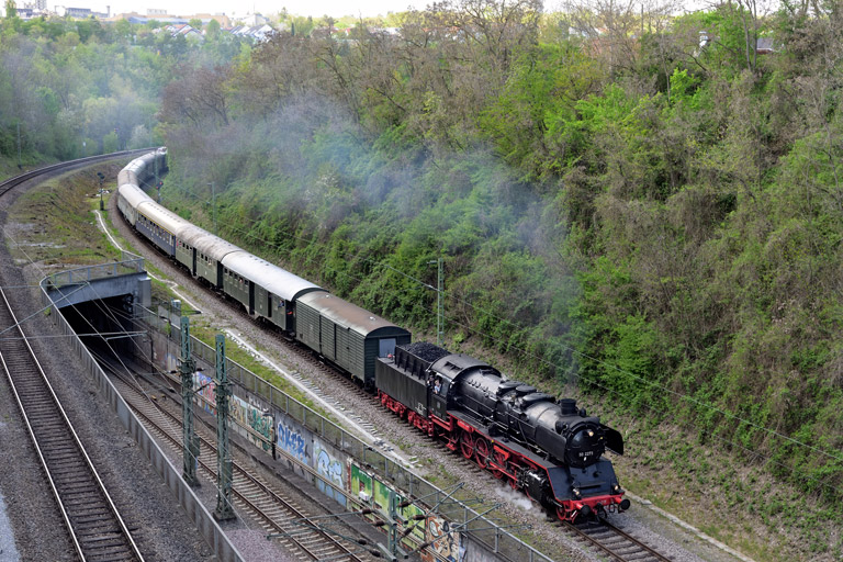 50 2273 mit DBK 74317 bei km 13,8 (April 2026)